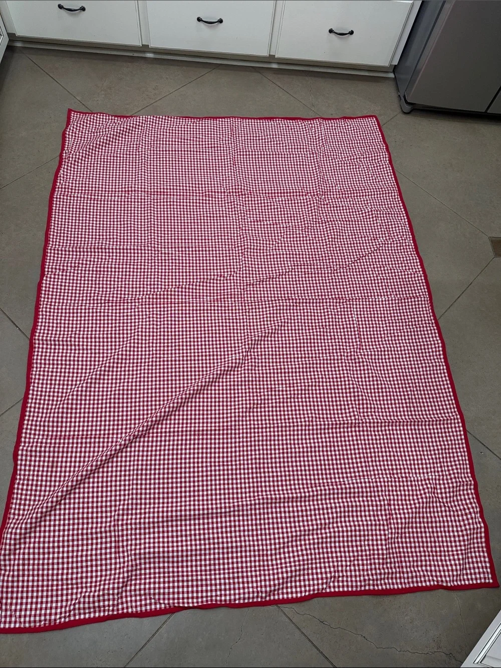Red Gingham Picnic Blanket - Picture 1 of 2